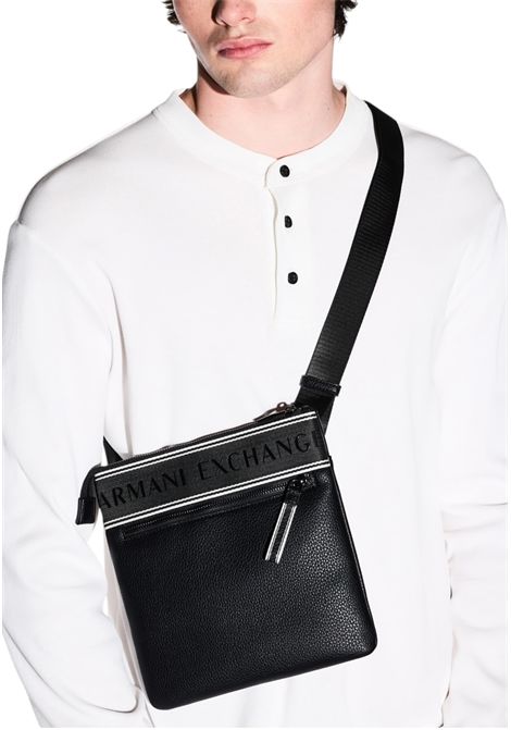 Borsa crossbody in tessuto tecnico ARMANI EXCHANGE | Borse | XM002610 AF22662UC001